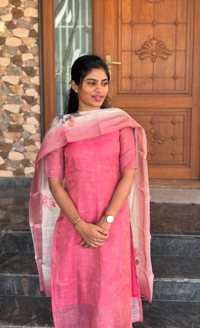 K32 Pink top and dupatta set