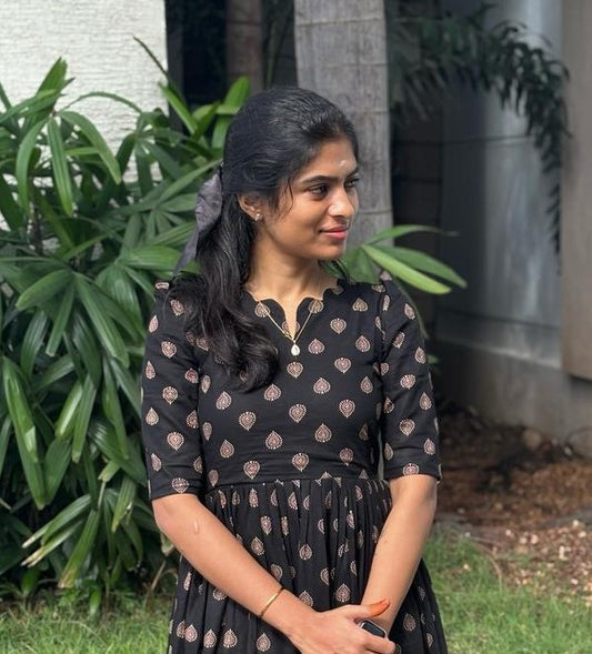 K40 Black printed cotton maxi